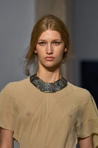 Look 146